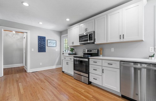 Southern Pines Cottage | Cozy downtown cottage close to the park