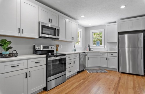 Southern Pines Cottage | Cozy downtown cottage close to the park