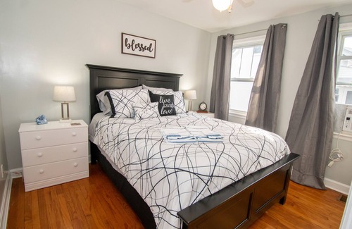 Norwood House | Cozy duplex- less than 15 minutes to downtown Cincinnati