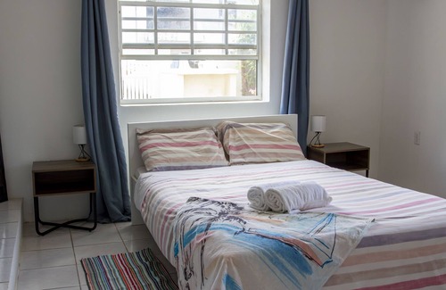 Montana Rey Apartment | Cozy Dushi Beach Vibes Apartment
