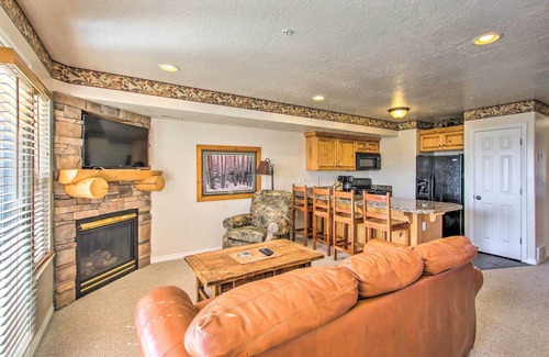 Eden Condo | Cozy Eden Condo Retreat < 6 Mi to Ski Resort!