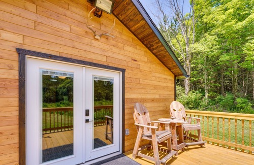 Ellicottville Cottage | Cozy Ellicottville Cabin w/Water Views - Near Ski