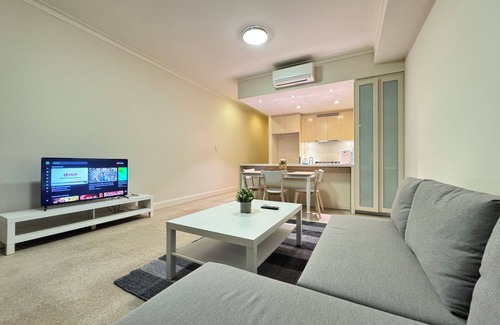 Rhodes Apartment | Cozy Entire Retreat home in Rhodes Free parking
