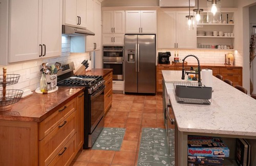 Harvard House | Cozy Escape at Moose Hollow