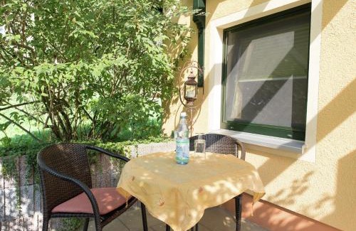 Crottendorf House | Cozy Escape in Walthersdorf, cleaning included