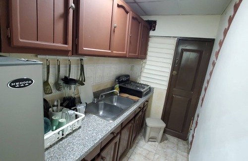 Mata Hambre Apartment | Cozy Estudio Wifi y a/c Santo Domingo