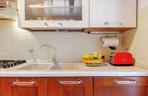 Quartiere XX Ardeatino Apartment | Cozy Eur Apartment With Central Location