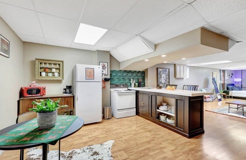 East Ridge Apartment | Cozy extra-large studio in charming Chattanooga