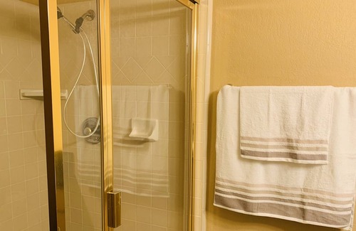 Fallbrook Villa | Cozy Fallbrook Villa Entire guest suite