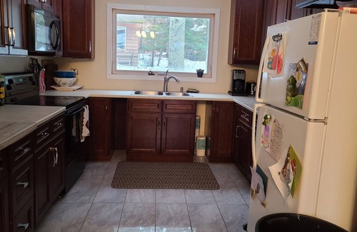 Minden Hills Cottage | Cozy Family Cottage steps from the lake.
