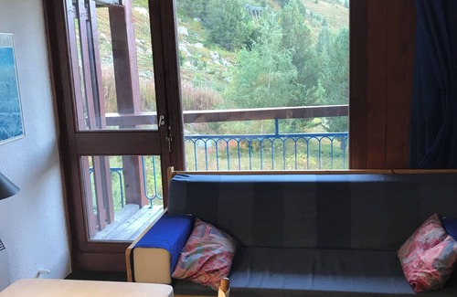 Arc-2000 Ski Chalet | Cozy family apartment right on the slopes