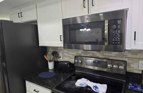 Greater Northdale House | Cozy Family-Friendly 3BR Home Near TPA Airport & 40min to Clearwater Beach
