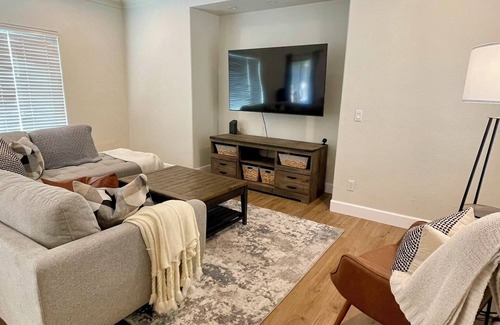 Gilbert House | Cozy Family-Friendly Gilbert Home