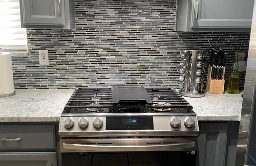 Skies West House | Cozy family home with remolded kitchen