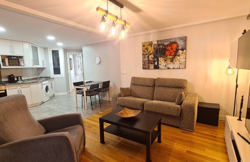 Gros Apartment | Cozy family retreat in Gros, 10 min from Zurriola Beach. Comfort and tranquility