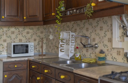Santa Maria e Sao Miguel Apartment | Cozy Family Room 4 in Central Sintra, Steps From Olga Cadaval Cultural Center