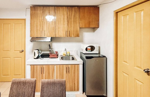 Mandurriao Apartment | Cozy Family Suite Retreat