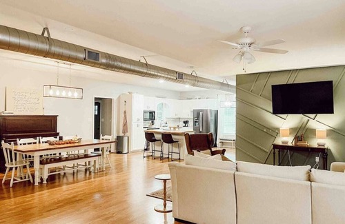 Wheeler Other | Cozy farm house w/20 acres to roam
