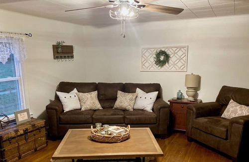 Zionville Other | Cozy Farmhouse 🤍 Children's playhouse 🤍 Firepit and Stream you can fish in