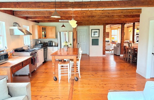 Waterbury Center House | Cozy Farmhouse Nestled Between Stowe and Waterbury