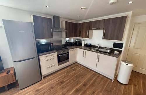 Brent Apartment | Cozy Flat in Harlesden near Wembley