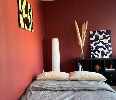 Saint-Ouen Apartment | Cozy Flat in Saint Ouen