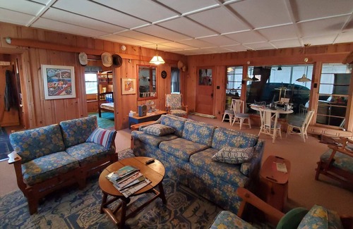 Detroit Lakes Cabin | Cozy Four Bedrooms on Lake Sallie