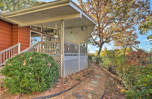 Franklin Cabin | Cozy Franklin Getaway w/Deck, Mountain Views