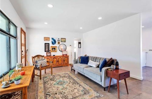 Twentynine Palms House | Cozy Fresh Desert Hideaway, 5 mins to Joshua Tree