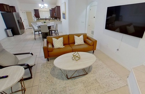 Biggs Field House | Cozy fully renovated 3 bedroom 3 bathroom with am garage home