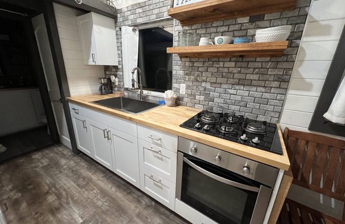Hildale House | Cozy Garden Tiny Home Village