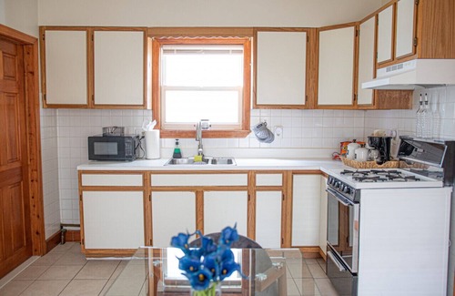 Somerville Apartment | Cozy Get Away Somerville 2 BR