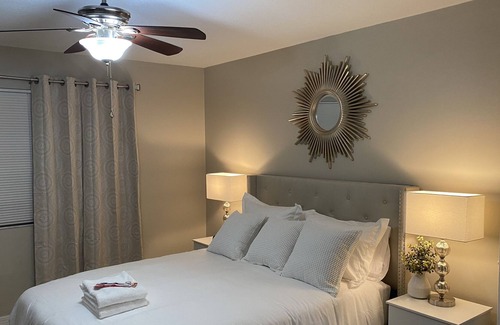 Arlington House | Cozy Getaway Family Friendly Home