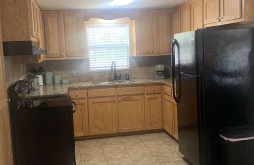 Ferndale House | Cozy getaway home close to Pinnacle mountain state park