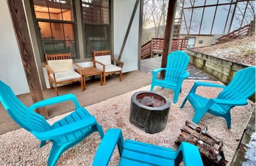 Basye Cottage | Cozy Golf, Bike, Lake Cottage 3 br/2.5 bth 5 min. Bryce Resort