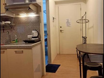 Bagong Lipunan Ng Crame Apartment | COZY GREENHILLS Condominium HIGHSpeed WIFI