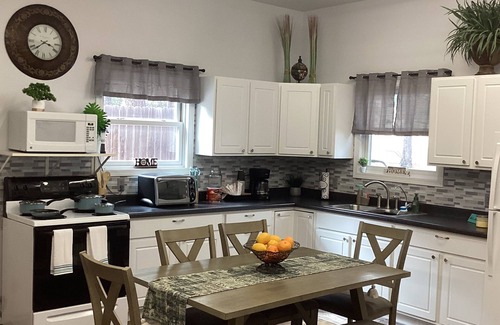 Piedmont House | Cozy guest house in the Black Hills with Spectacular views!