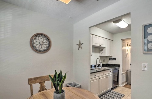 Hanahan Condo | Cozy Hanahan Condo w/Cooper River Access!