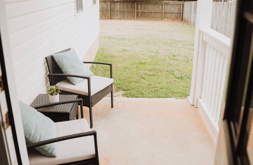 Warner Robins House | Cozy Haven in marvelous Bonaire Family and Pet friendly