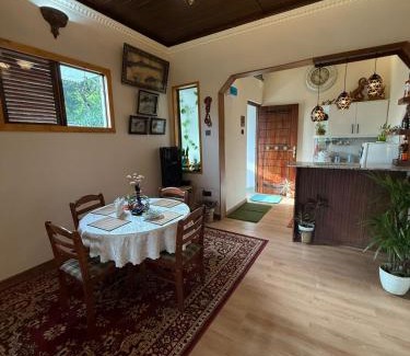 Katugastota Apartment | Cozy Hideaway and Quiet Rooftop in Beautiful Kandy