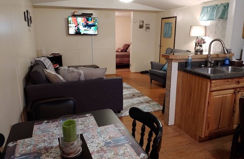 Salem House | Cozy Hideaway, Country Living Rentals Tanyard, LLC