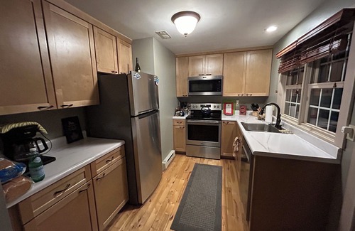 The Galena Territory Cottage | Cozy Hideaway with 3 Season Lake View