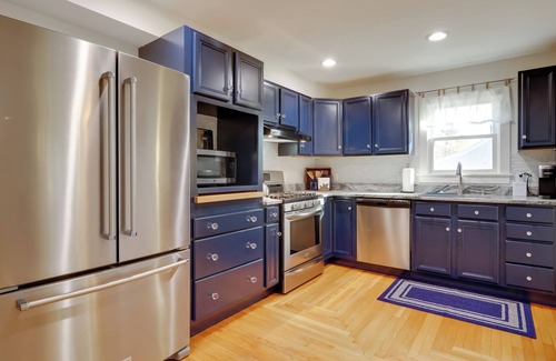 Wakefield-Peacedale House | Cozy Historic Wakefield Home Close to Beaches