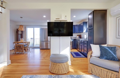 Wakefield-Peacedale House | Cozy Historic Wakefield Home Close to Beaches