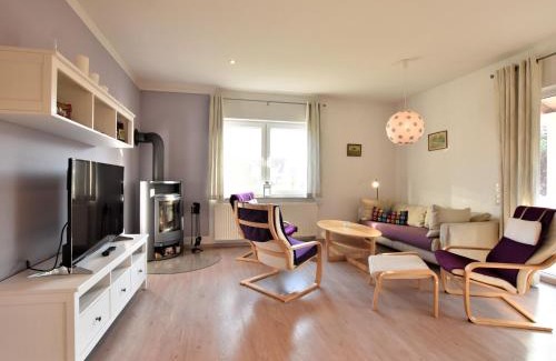 Zierow House | Cozy Holiday Home in Zierow near Baltic Sea Beach