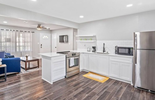 Jonesboro House | Cozy home away from home!