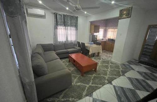 Milton Park Apartment | Cozy Home