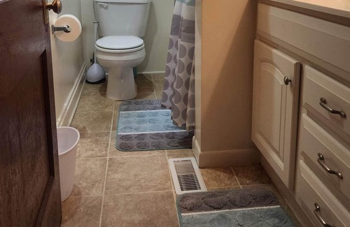 West Columbus House | Cozy home close to downtown