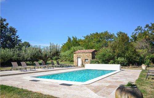 Saint-Quentin-la-Poterie House | Cozy Home In St Quentin La Poterie