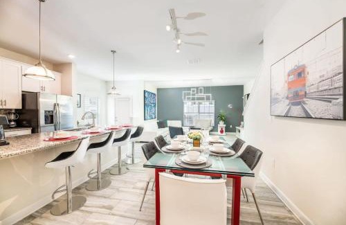 Davenport House | Cozy Home in Amazing Resort for Perfect Vacations